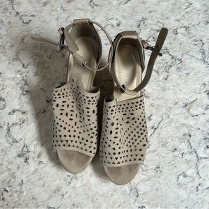 Marc Fisher  Platform Wedge Espadrille Sandal size 11